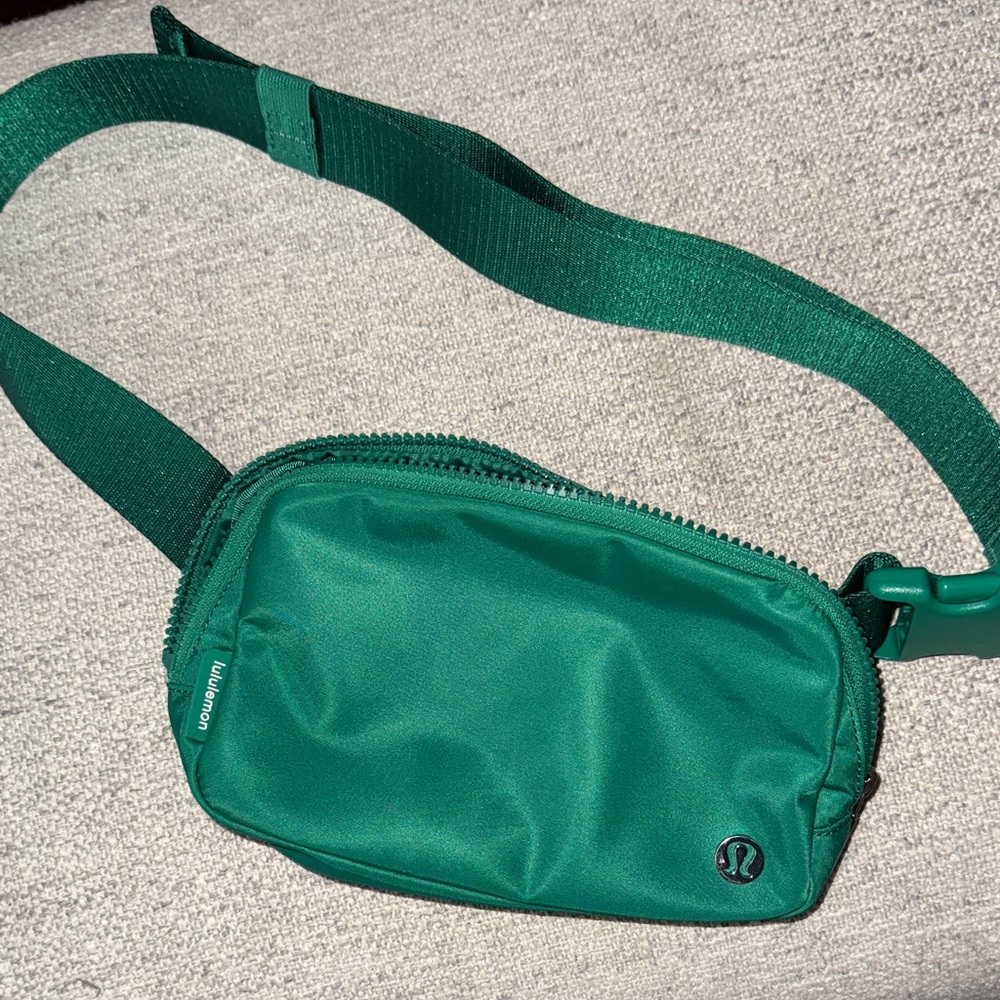 lululemon athletica Teal Belt Bag